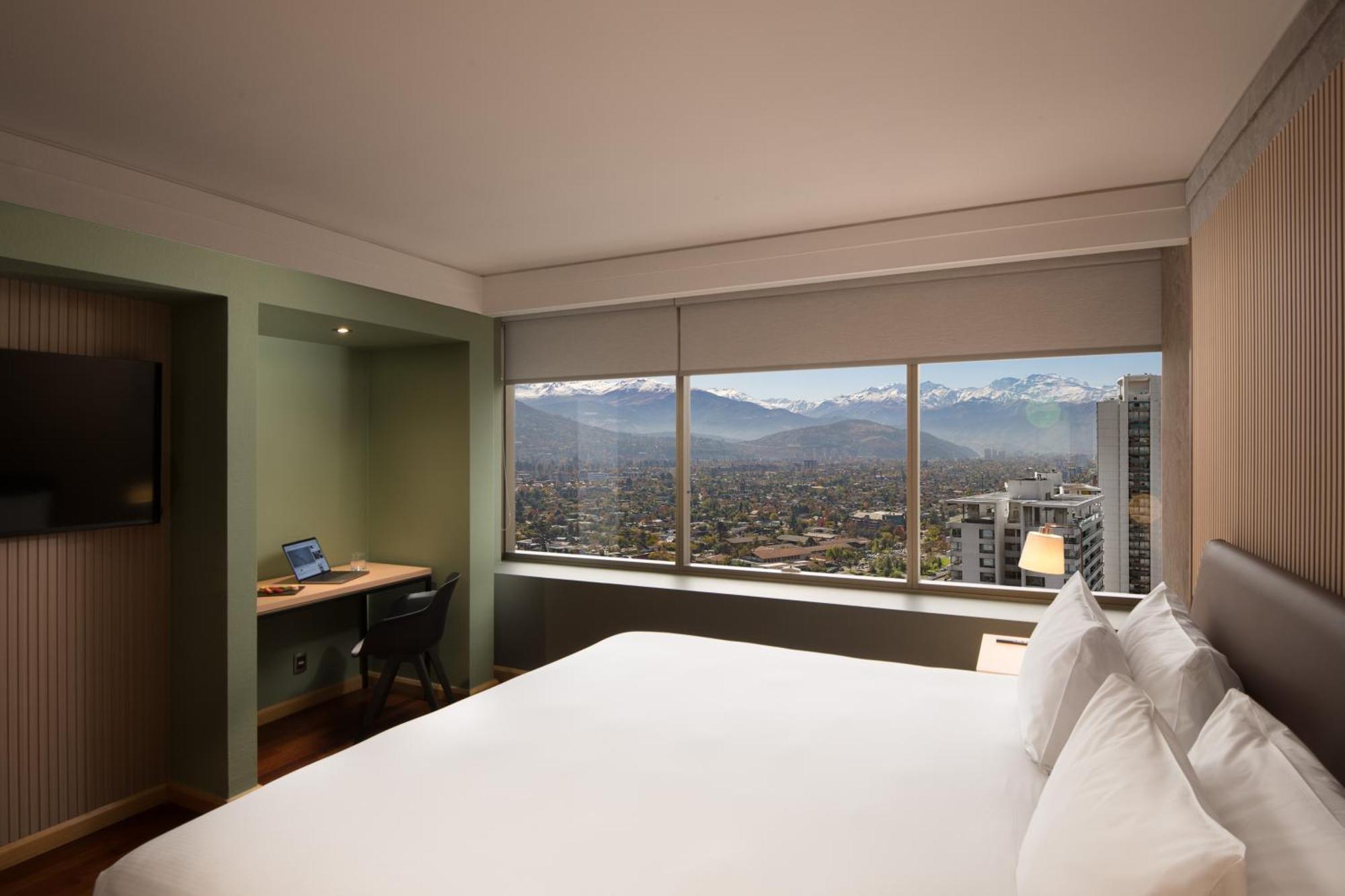 Boulevard Ferrat 4* Santiago