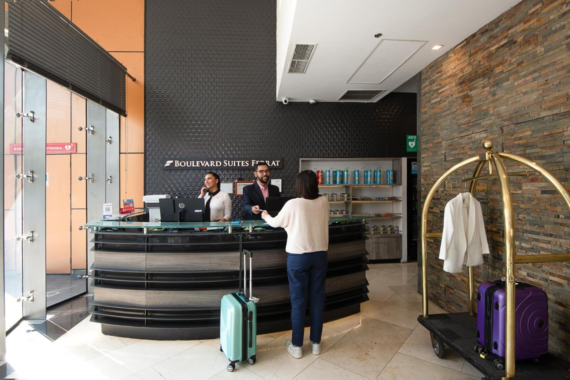 Boulevard Ferrat Hotel 4*